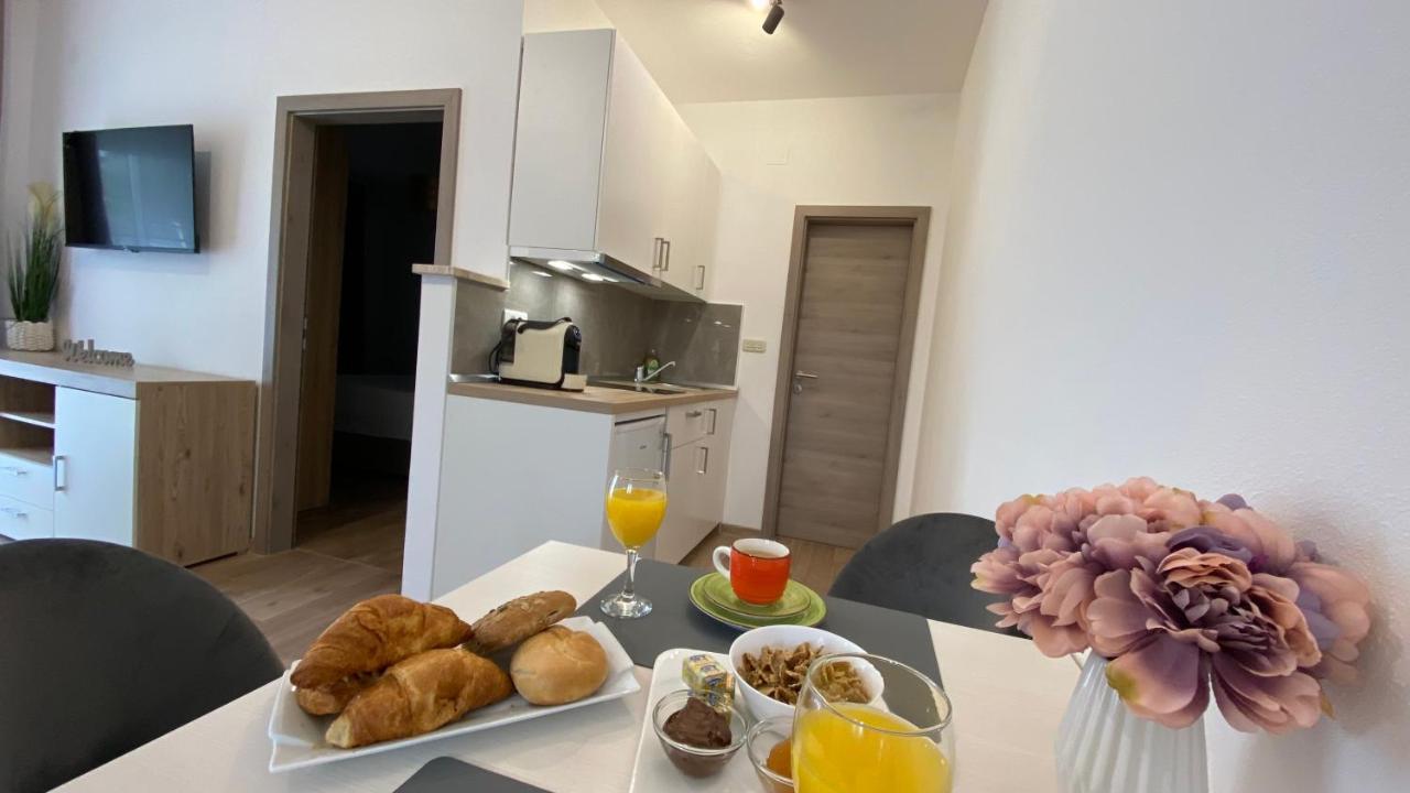 Apartment Komljenovic Pula Luaran gambar