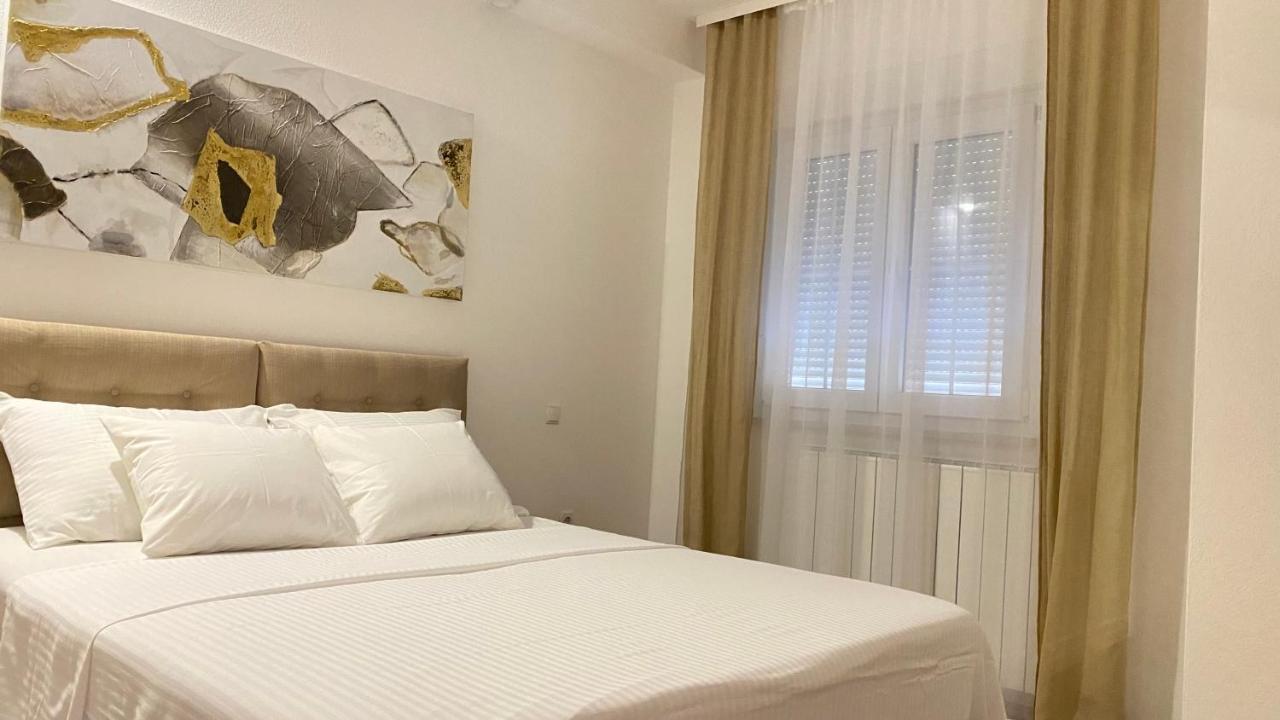 Apartment Komljenovic Pula Luaran gambar