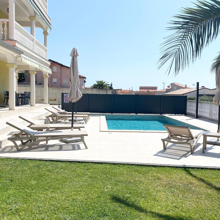 Apartment Komljenovic Pula Luaran gambar