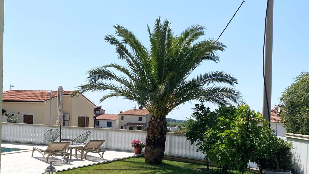 Apartment Komljenovic Pula Luaran gambar