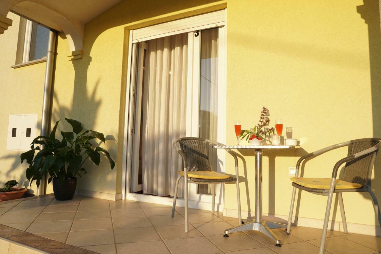 Apartment Komljenovic Pula Luaran gambar